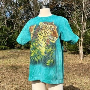 2/$40⚜️ Vintage Kitschy Tee